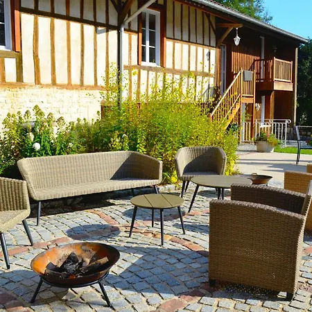 Les Oiseaux_a Avec Piscine Chauffee *